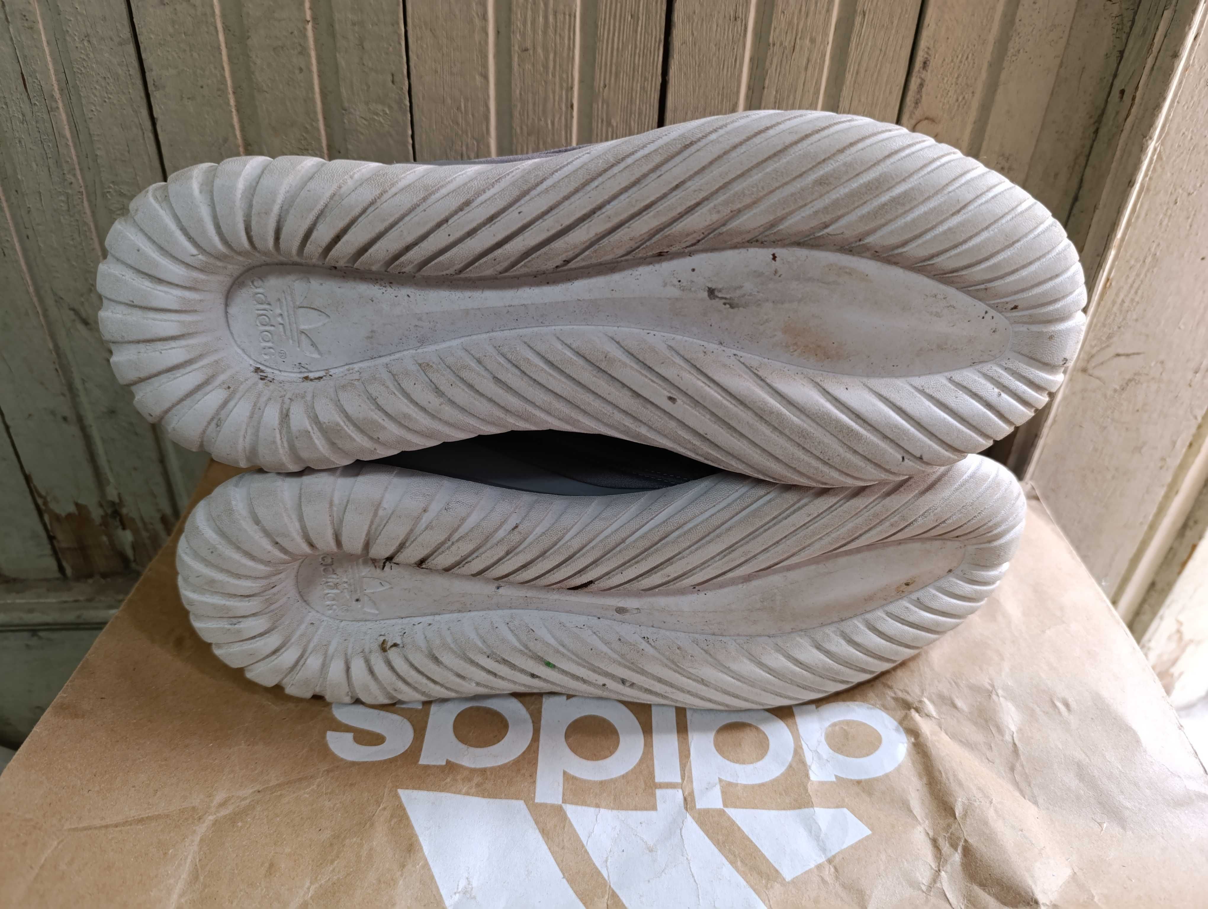 ''Adidas Radial Tubular''оригинални маратонки 45 номер