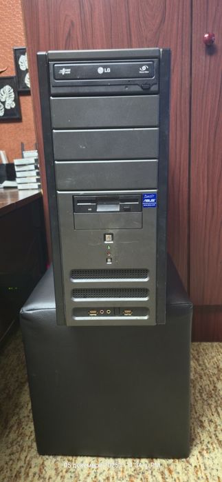 PC 250 ЛВ I7+28 RAM+500GB+320GB+подарък