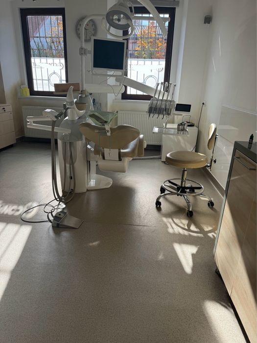 Unit dentar Diplomat