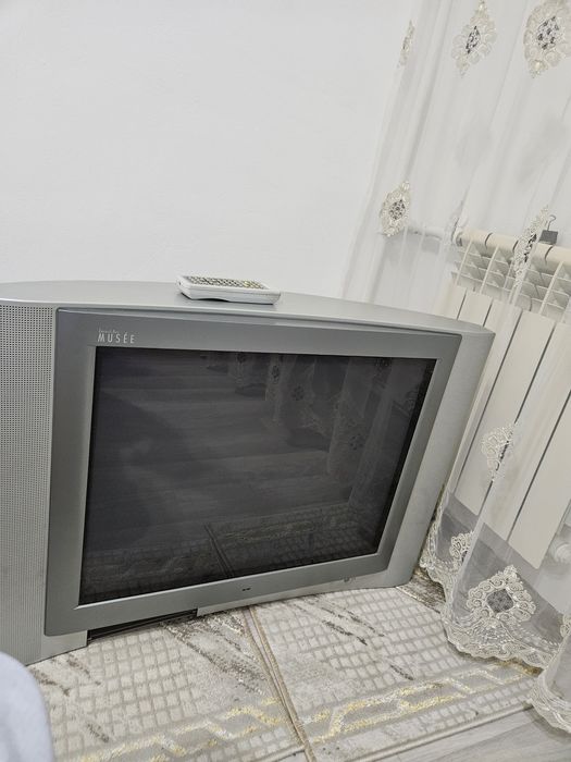 Телевизор JVC в хорошем состоянии