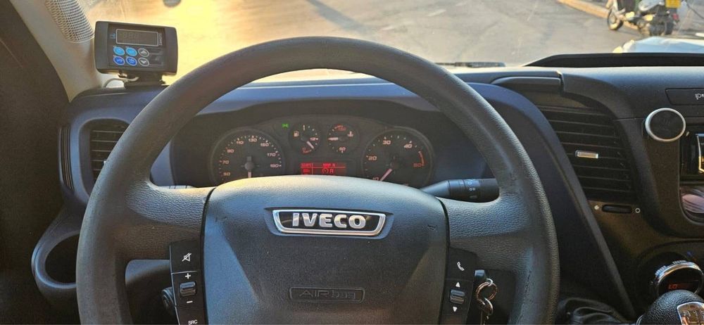 Vand Iveco Daily/duba/refrigerare-congelare/10 paleti/catB
