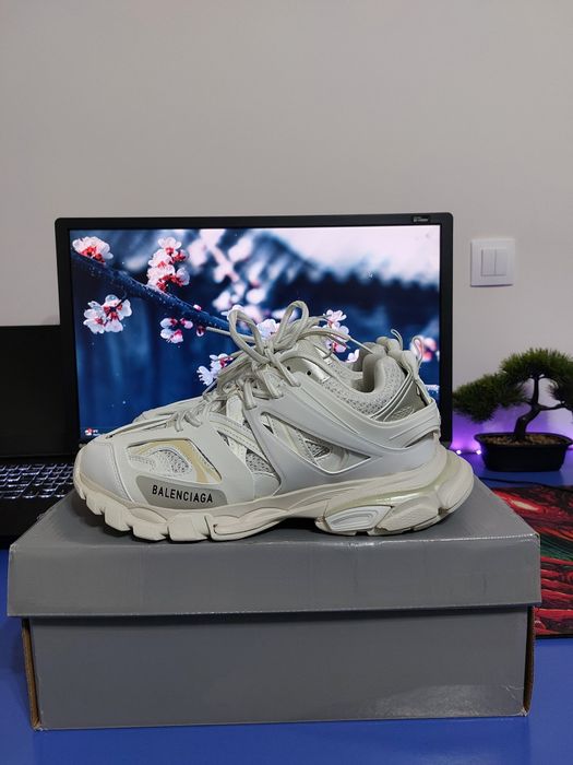 Balenciaga Track