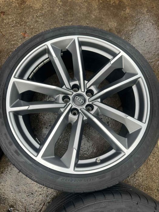 Оригинални джанти с гуми 21 цола Audi S8/S8 plus
