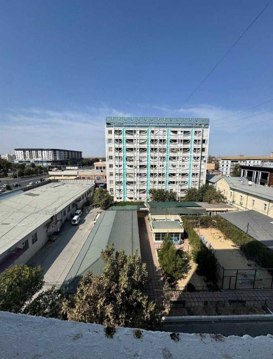 Jizzax sdv 9 etajkda dom sotiladi kandesaner xaladenlik ariston bor