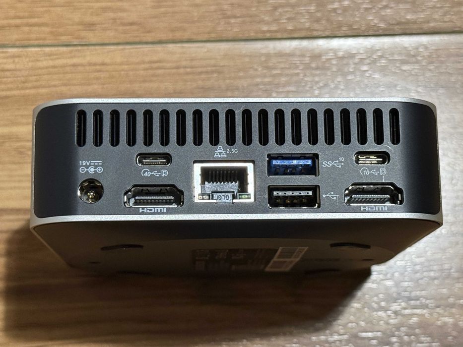 Geekom A7 Mini PC`Ryzen 9-7940HS/64GB DDR5/2000GB SSD NVMe Gen 4