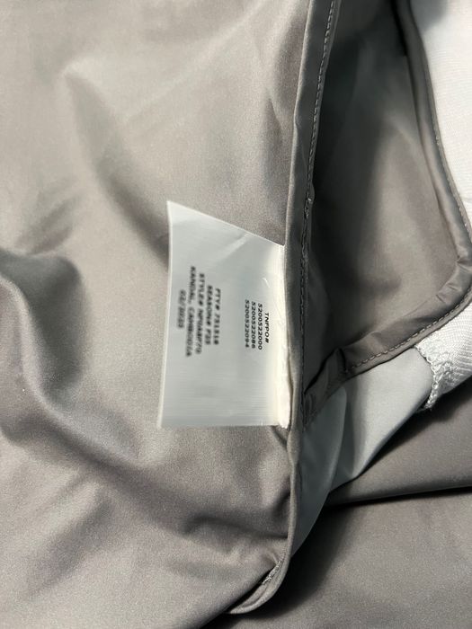 THE North Face яке windrunner Сиво/Синьозелено