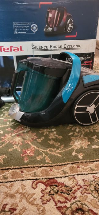 Пылесос Tefal Silence Force Cyclonic