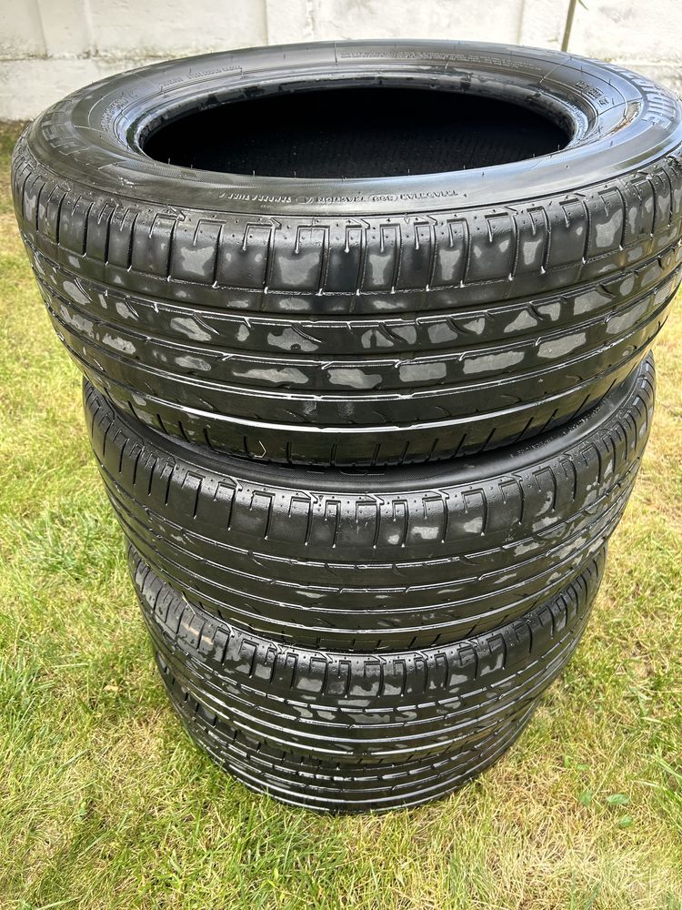 Vand 4 anvelope vara BRIDGESTONE, 235 60 R18