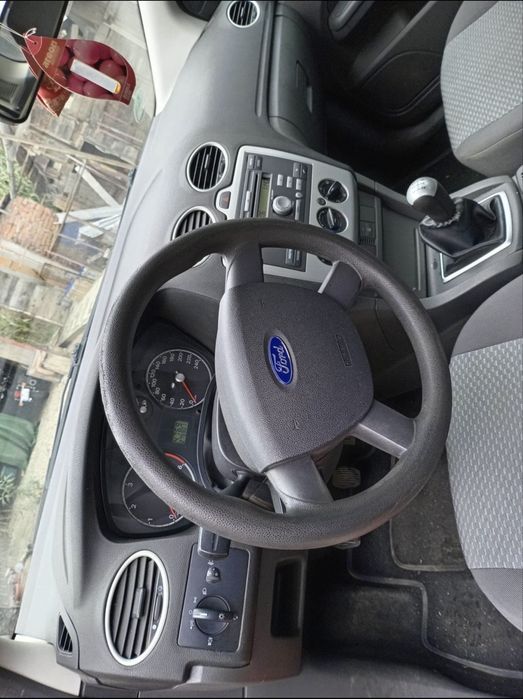 Vand Ford Focus 2006