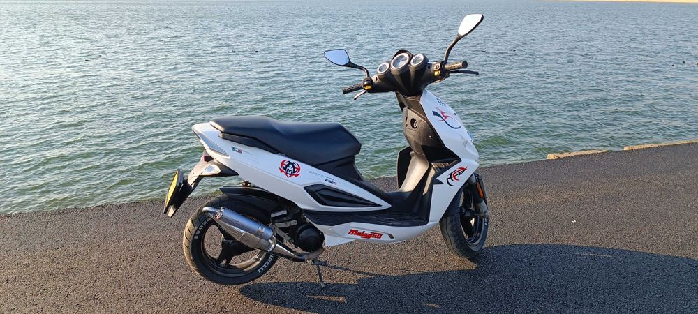 Scuter Malaguti F12R Phantom impecabil ideal Glovo/Bolt/Uber/Livrari
