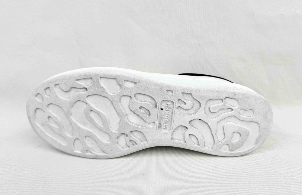 Alexander McQueen
Platform Sneakers Adidasi Piele Alb Original