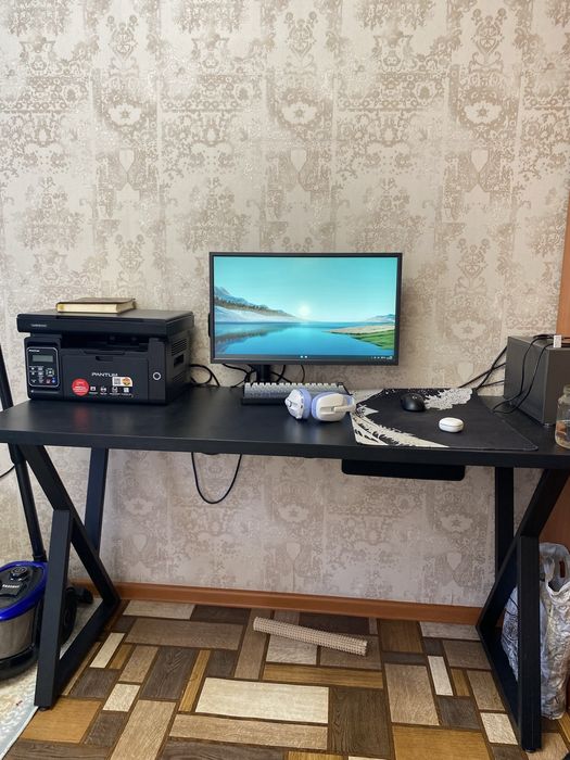 Продам стол для пк