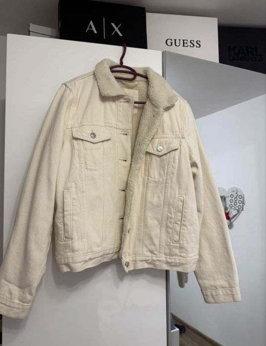 Продавам дънково яке