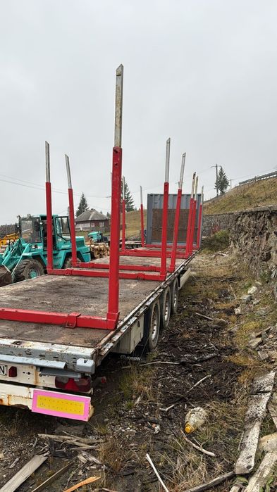 Vînd semiremorcă transport buștian.