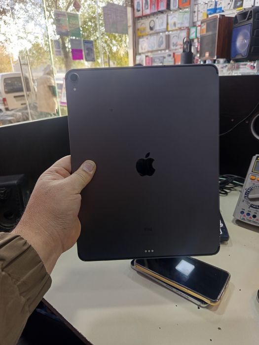 Ipad pro  12.09 dyum