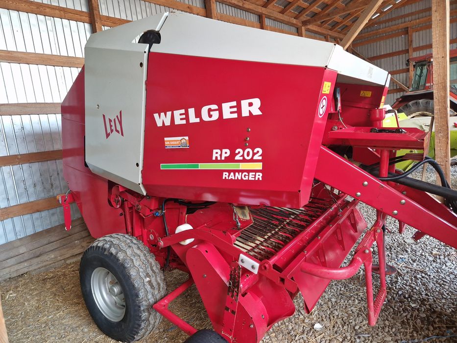Presă balotiera Welger RP 202 LELY