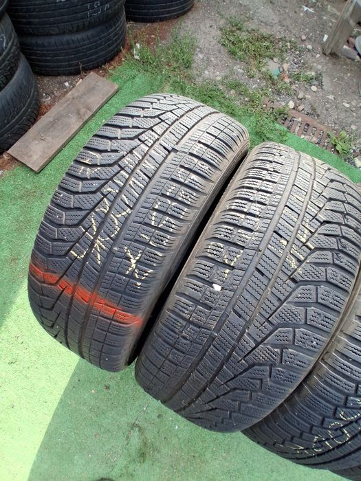 215 55 17 HANKOOK 4броя зимни