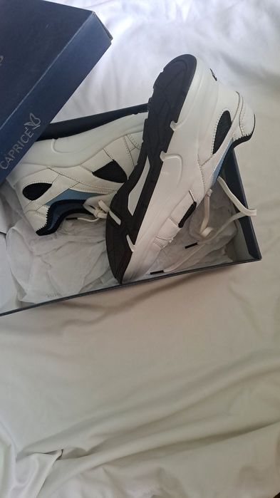 Спортни обувки CAPRICE