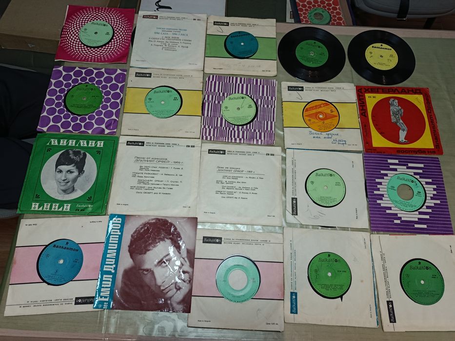 Грамофонни плочи и грамофон