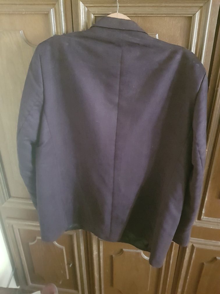 Мъжко сако и риза