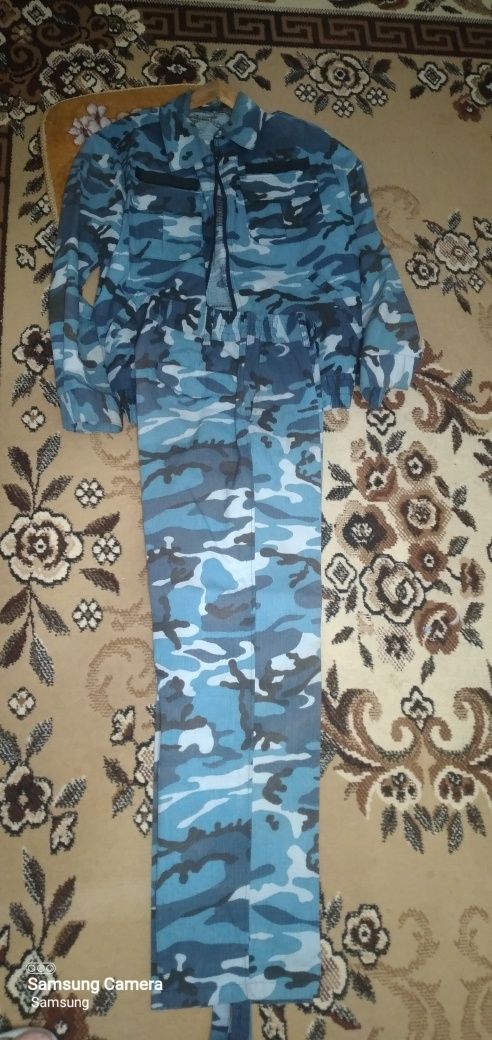 Продам зимнюю камуфляжную форму