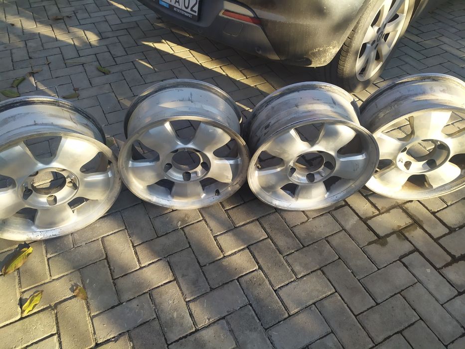 Диски Borbet R18 на джипы 5*150