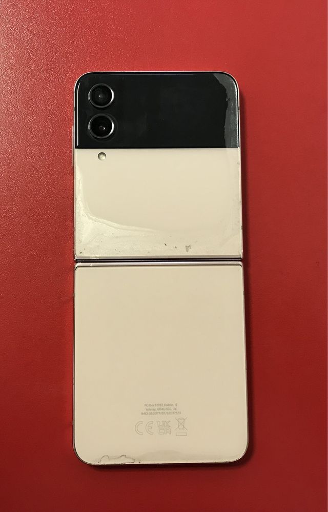 Samsung Z Flip4  probleme banda