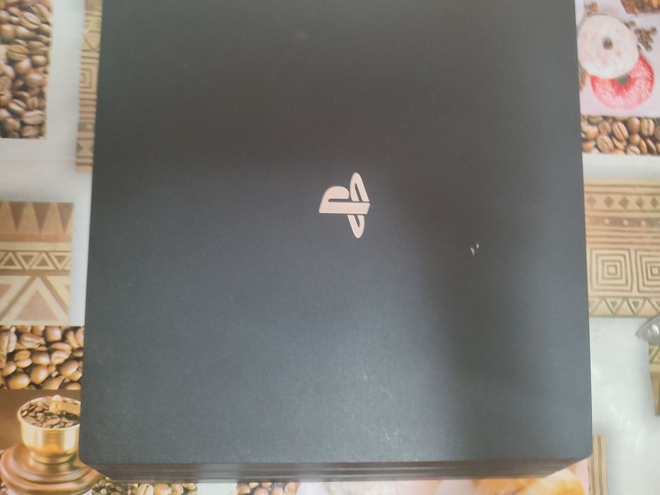 consola PS4 pro de 1T