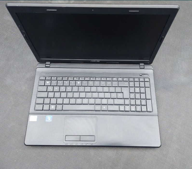 Laptop Asus X54 Procesor i3