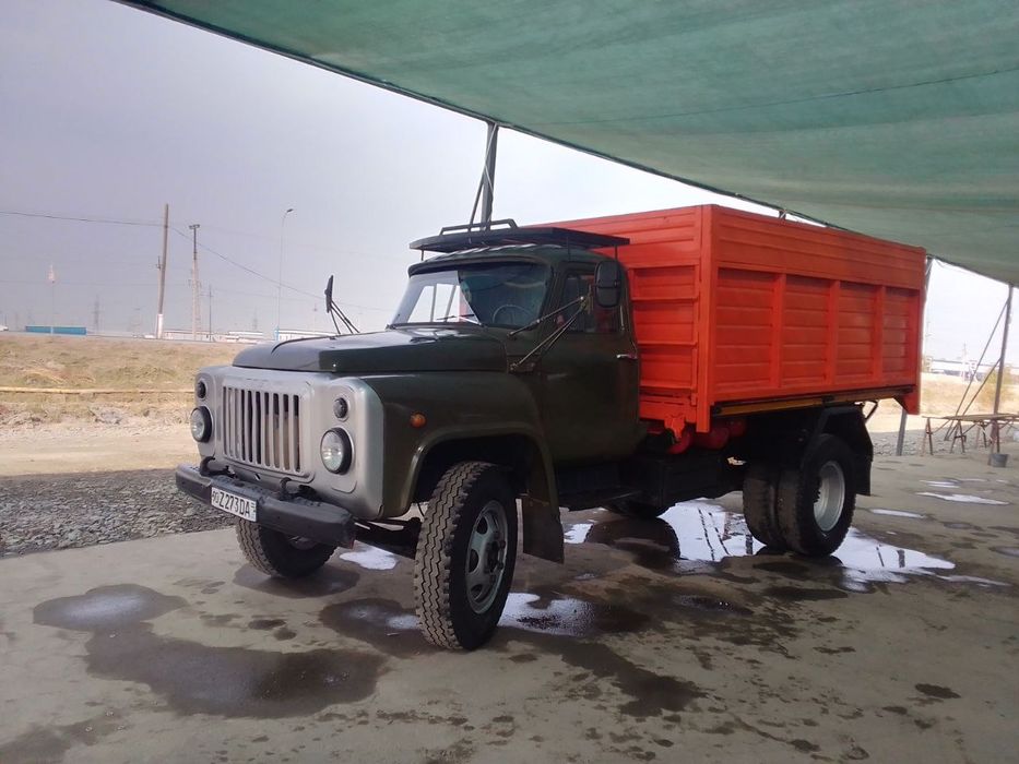 Gaz 53 sotiladi. Sostayaniya idealniy