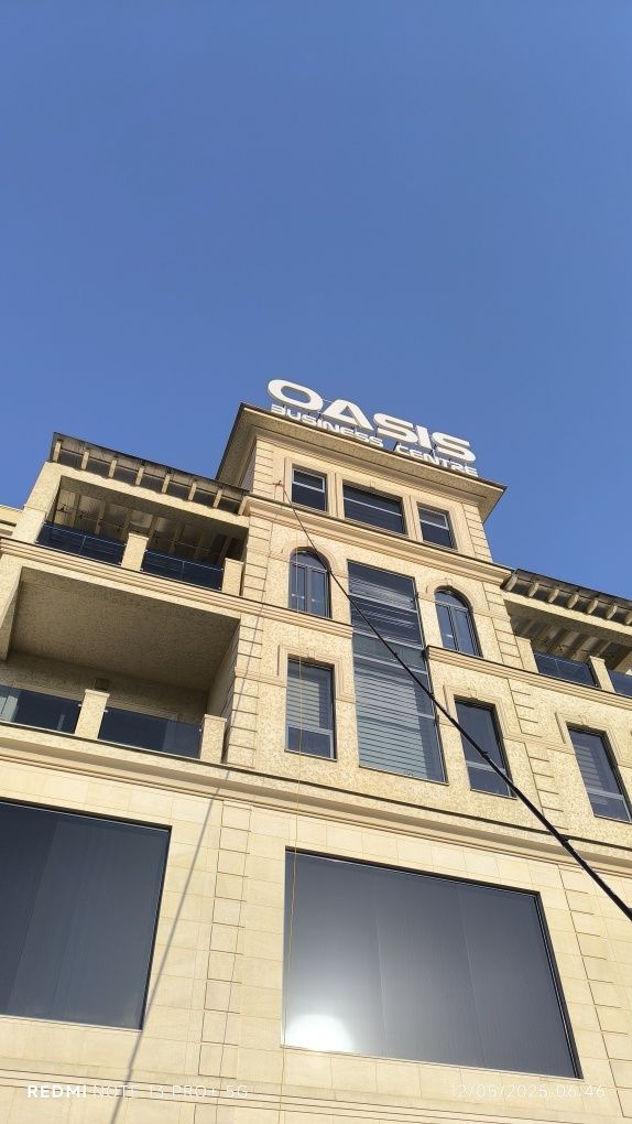 Fasad oynalarni tozalash