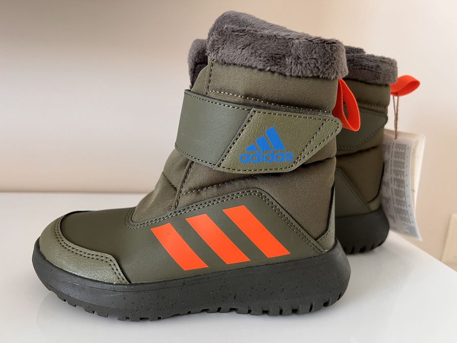 Нови детски ботуши Adidas winterplay - размер 29
