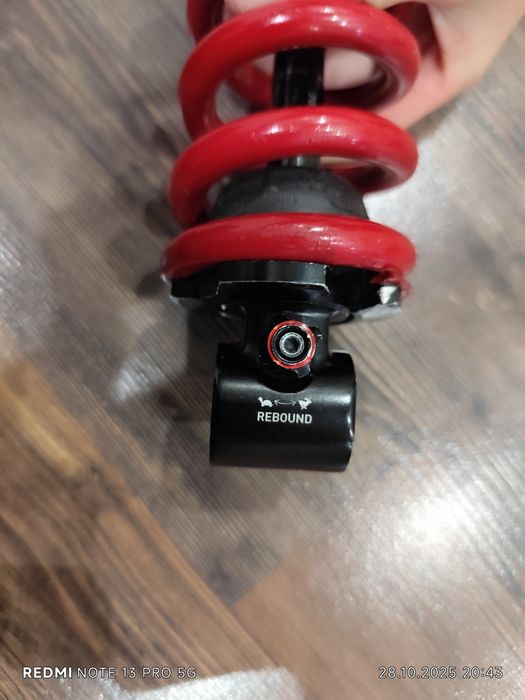 Шок за колело 250 милиметра Rockshox