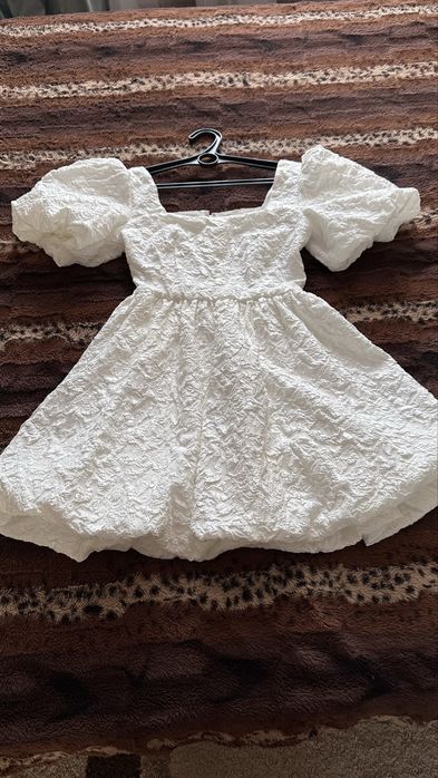 Продам платье. .