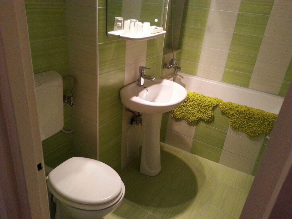 Inchiriez apartament 2 camere cart Gheorgheni