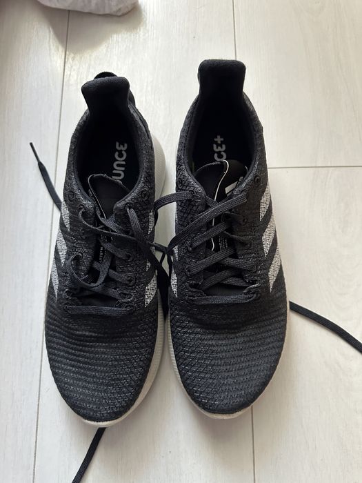 Adidas BounceSence + Street