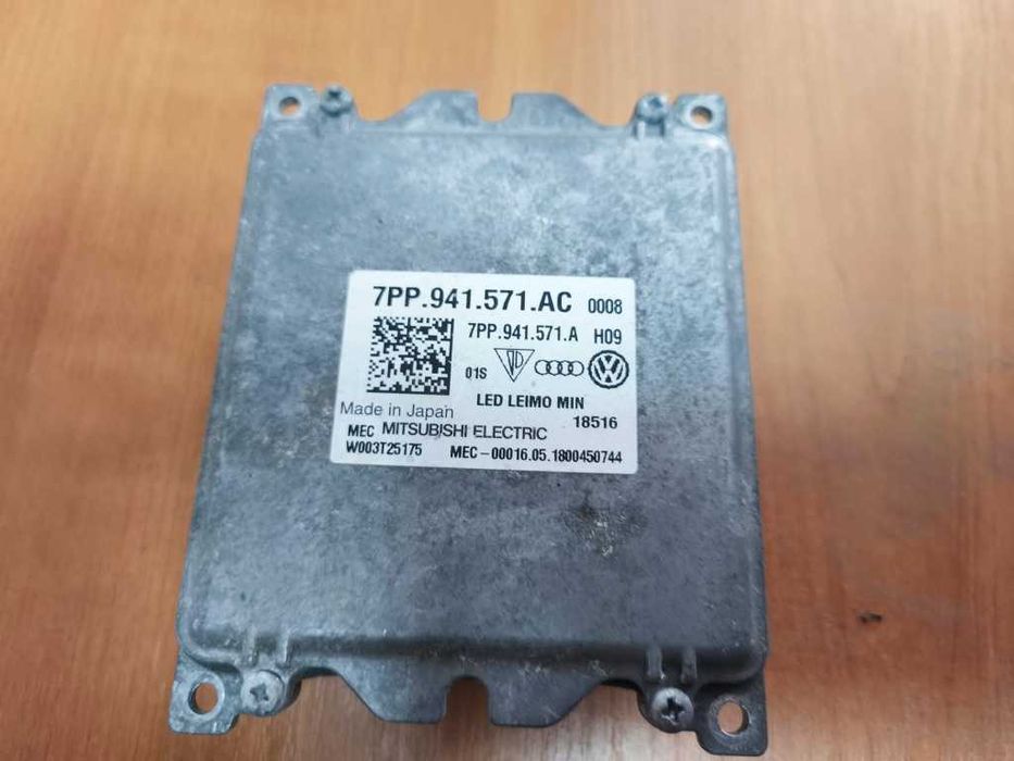 Modul (calculator) control faruri Led VW/Audi/Porsche.