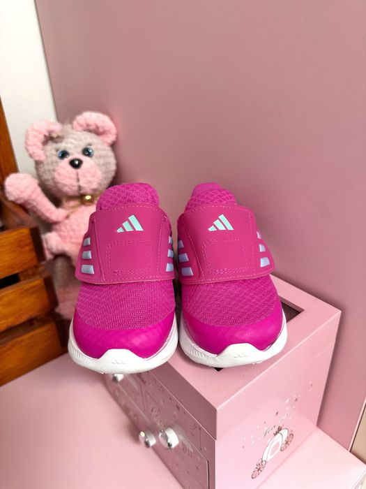 Adidas обувки момиче
