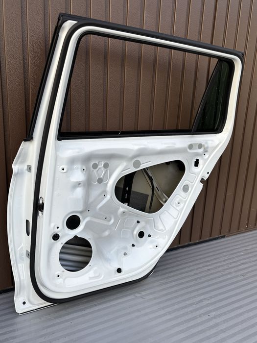 Usa dr spate combi/breack vw Passat B8 cod culoare LC9A 2015-2020