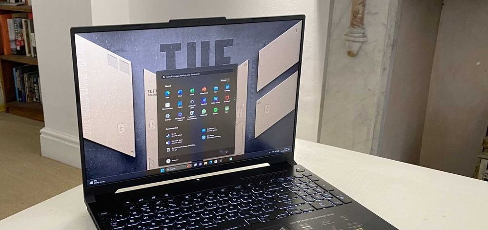 Moщный диаг 17.3"  144 Hz ASUS Gaming  windows 11 Игровой качественный