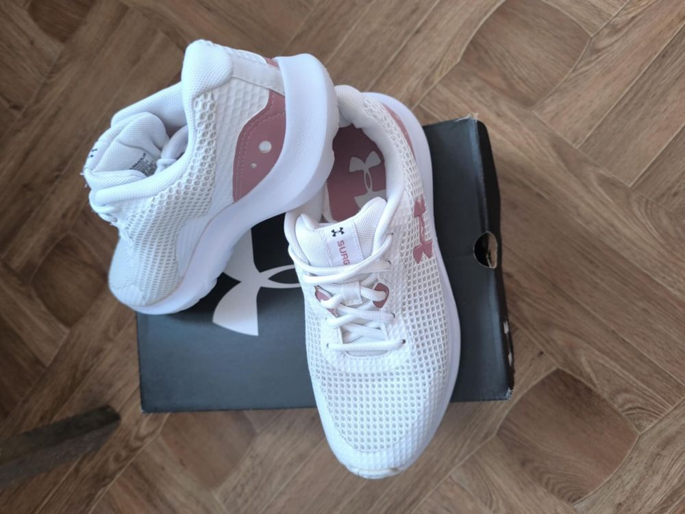 Дамски маратонки Under Armour