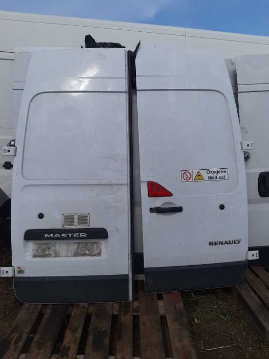 Set usi spate Renault Master 2011-2024