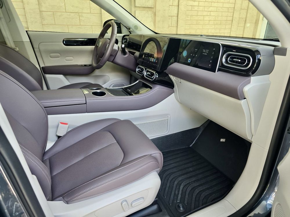 Продаю свой LEAPMOTOR C11 гибрид срочно