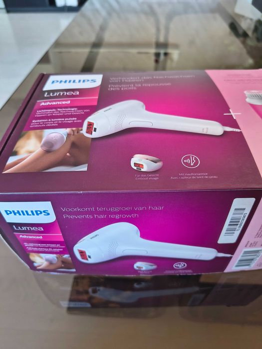 Фотоепилатор Philips Lumea Advanced