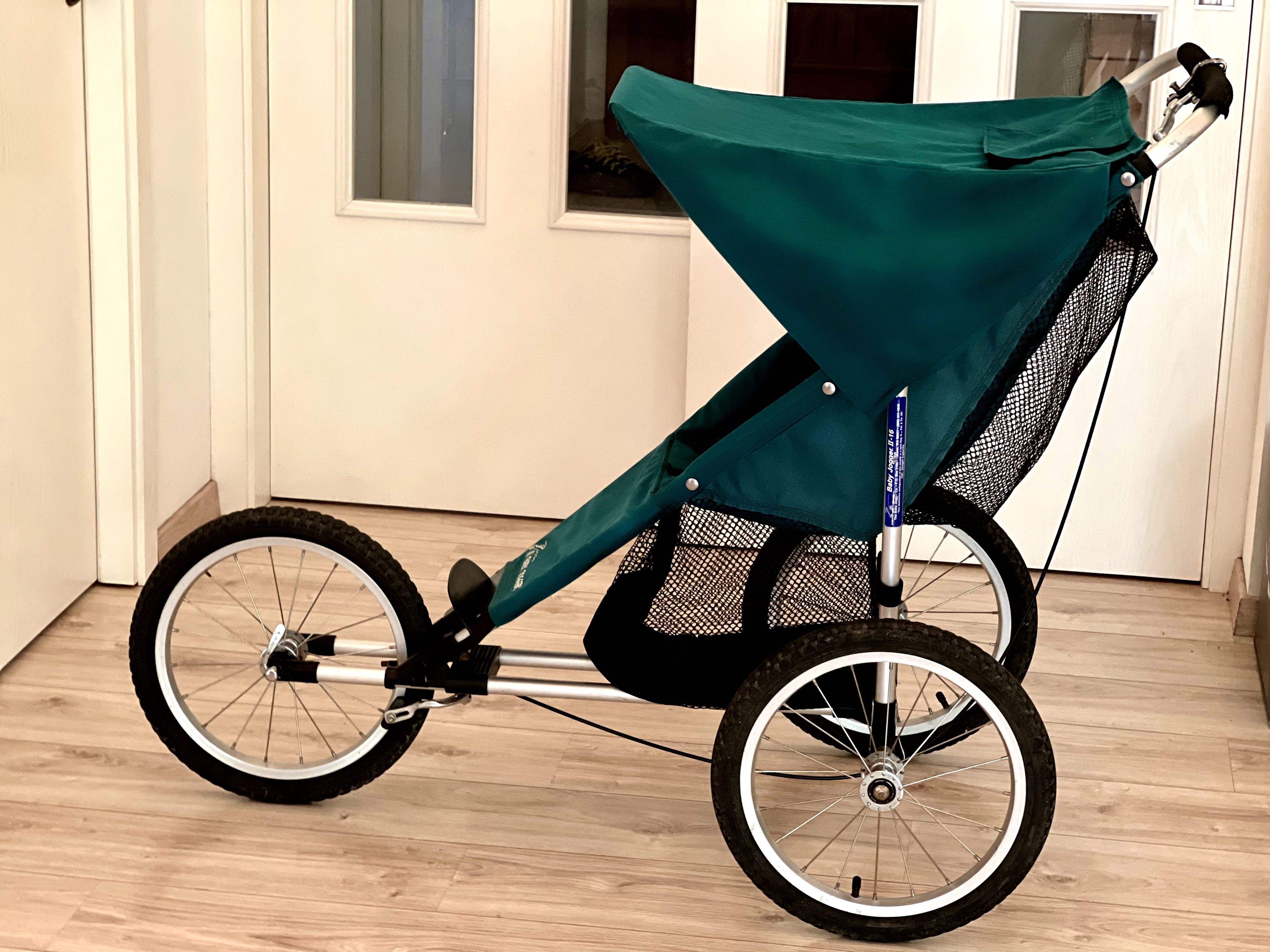 Baby Jogger II-16 - Carucior pentru copii