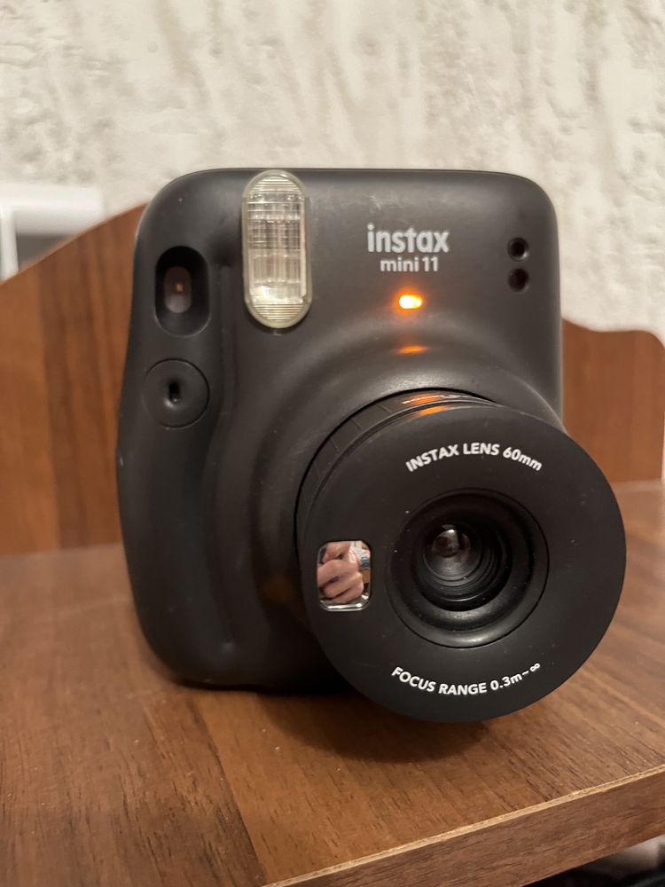 Instax 10, фотоаппарат с моментальном печати