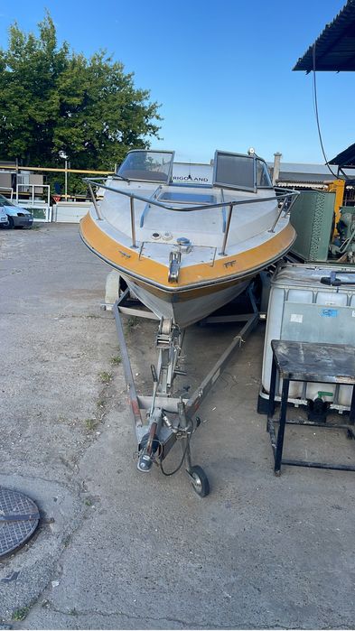 Barca Sea Ray cu peridoc punte dubla