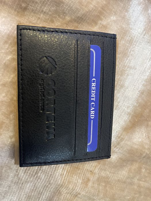 Картхолдър от естествена кожа