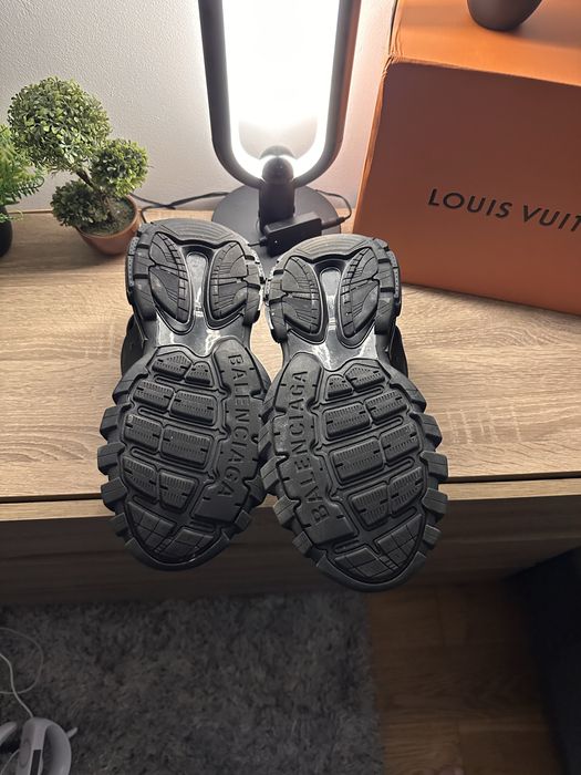 Balenciaga Track Led 44