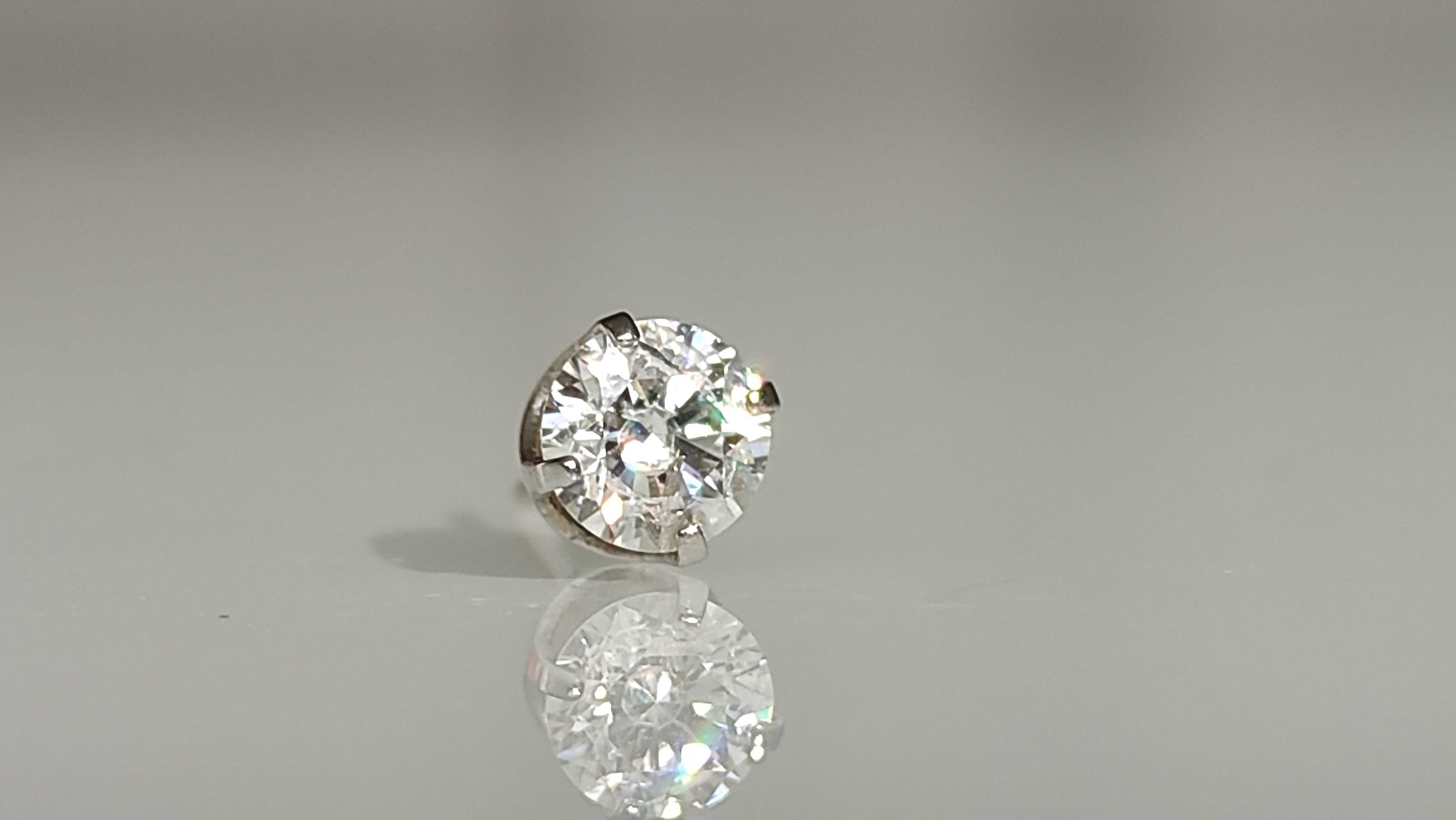 Cercel aur 14k cu diamant 0.42ct